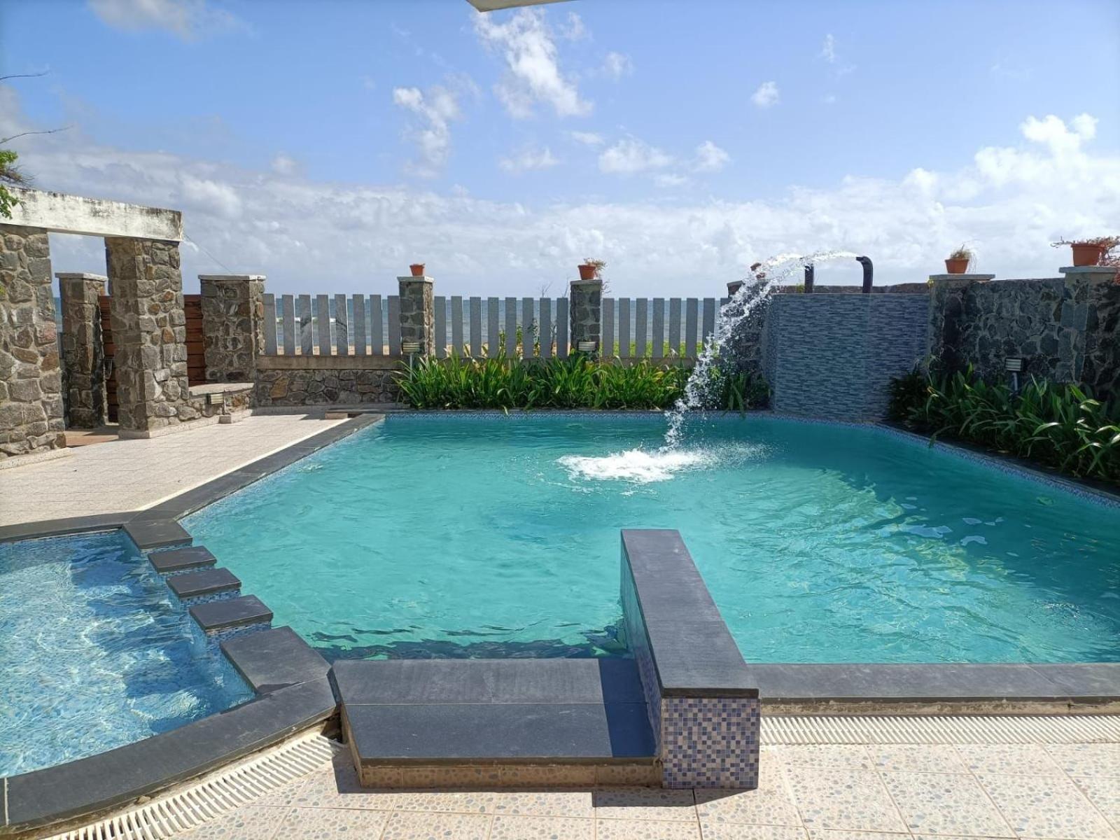 Barefootbay - Villa With Private Beach Access Chennai Exterior photo